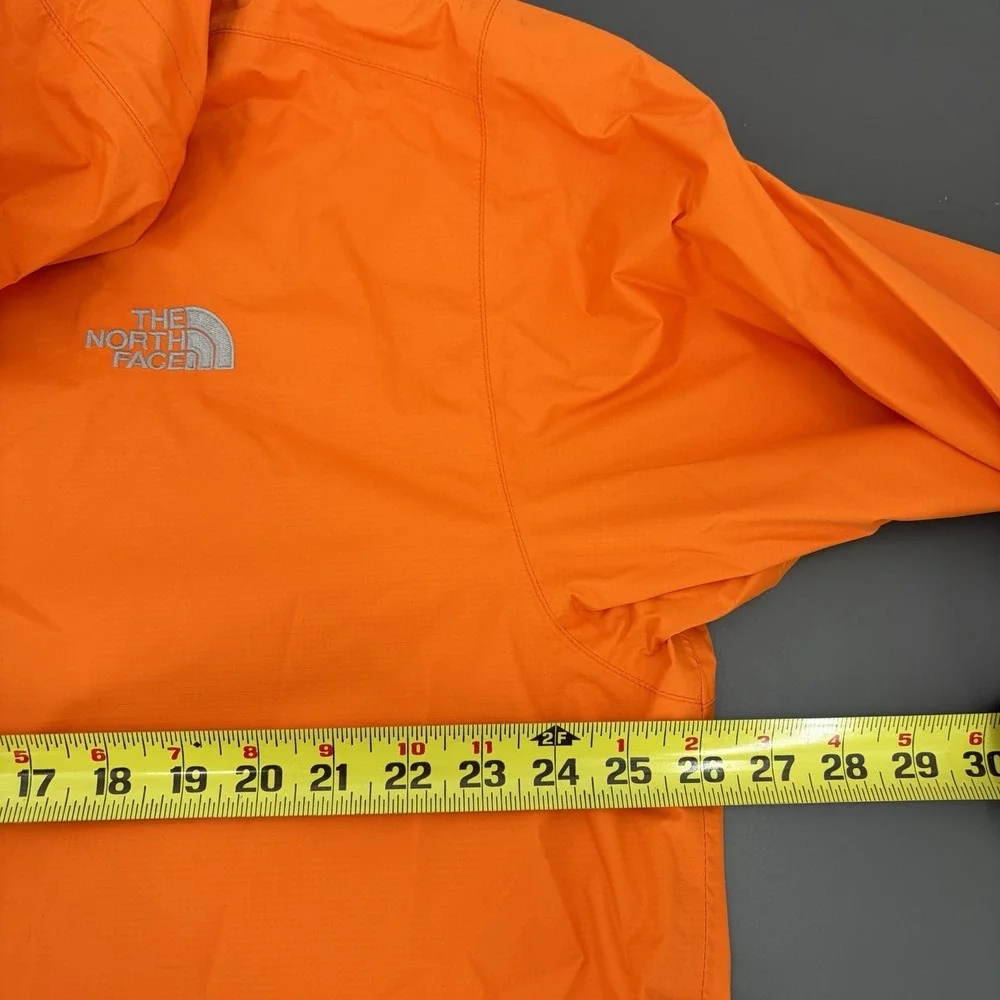 The North Face HyVent 2.5L Waterproof Rain Jacket Mens XL Hooded Shell Coat